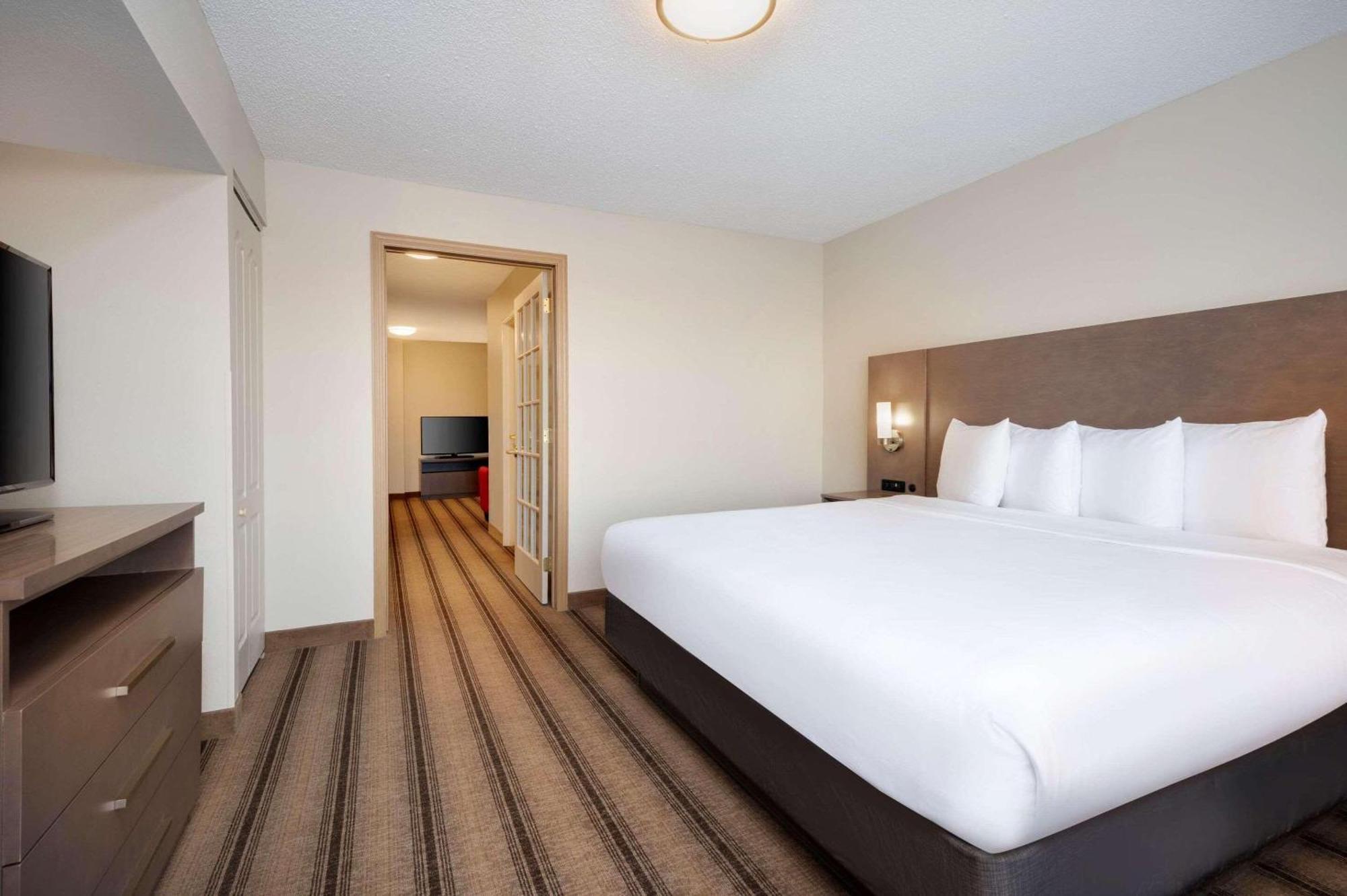 Country Inn & Suites By Radisson Albertville Near Outlet Mall Eksteriør billede